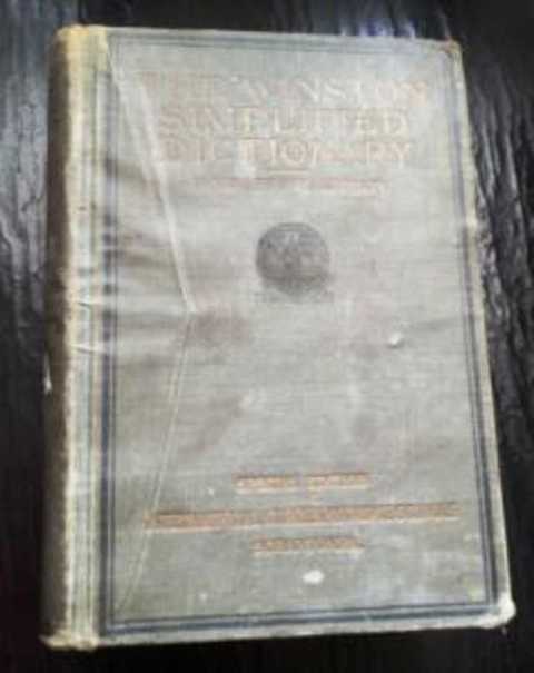 The Winston Simplified Dictionary/ Intermediate Edition