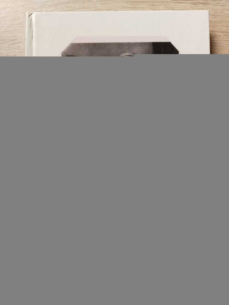 Автограф на книге Алиса Фрейндлих