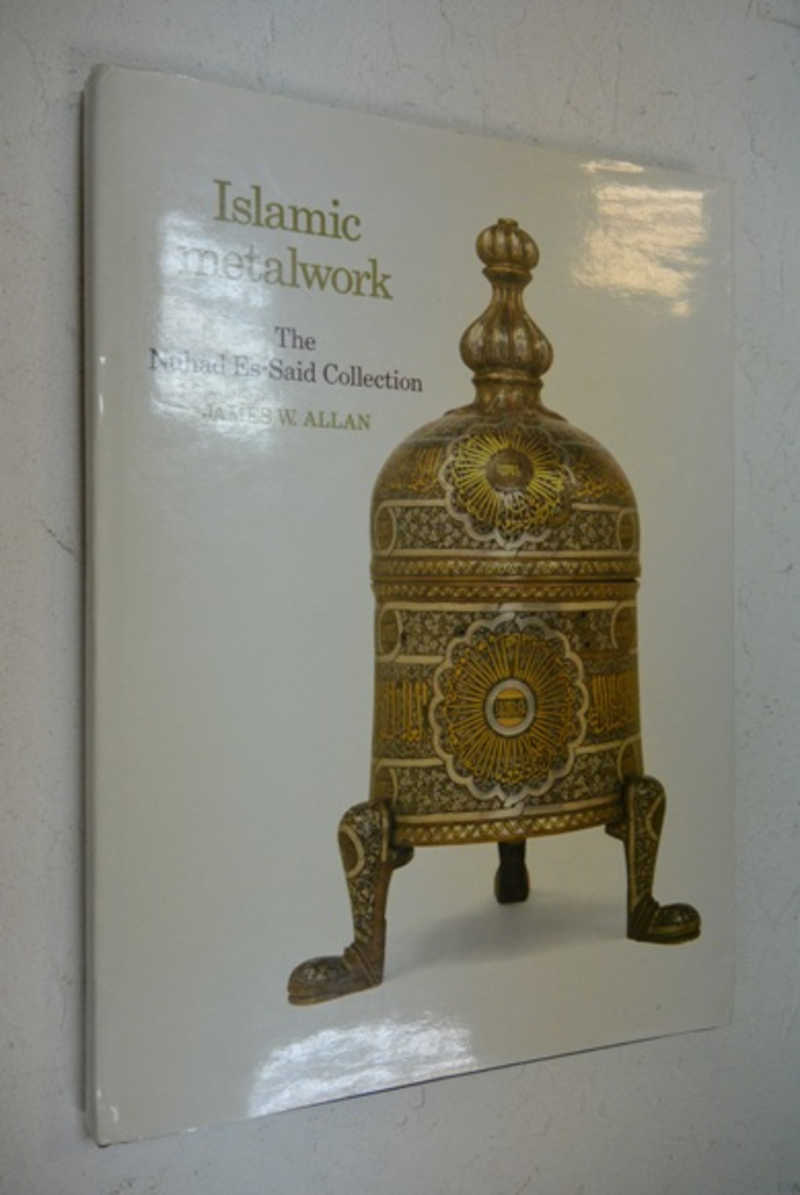 Islamic Metalwork: The Nuhad Es-Said Collection. \\ Исламские изделия из метала